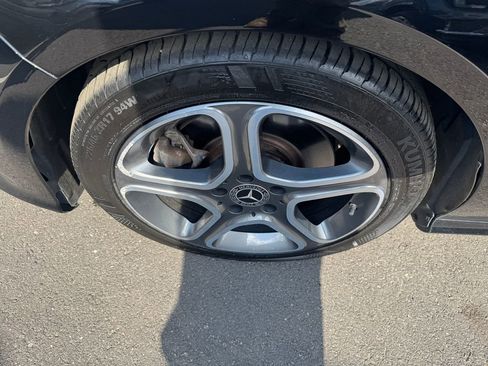 Used 2018 Mercedes-Benz CLA 250 image 11