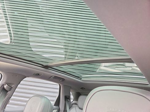 New 2026 Porsche Cayenne image 16