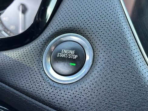 Used 2022 Cadillac XT5 Premium Luxury image 29