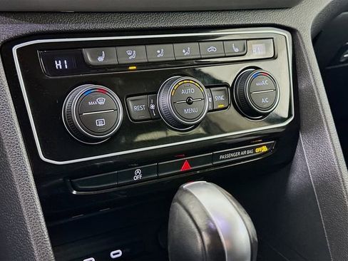 Used 2022 Volkswagen Atlas SE image 15