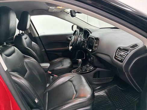 Used 2019 Jeep Compass Limited image 27