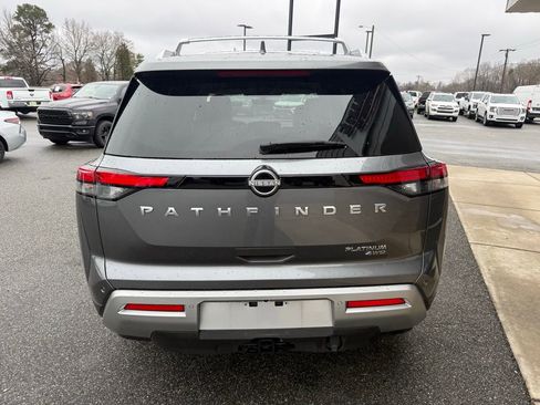 Used 2024 Nissan Pathfinder Platinum w/ Cargo Package image 7