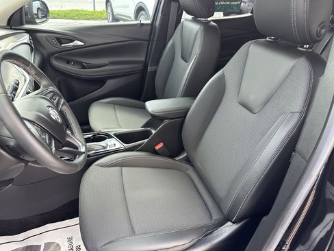 Certified 2023 Buick Encore GX Preferred w/ Cold Weather Comfort Package FWD image 19