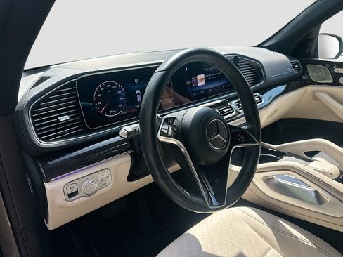 Used 2024 Mercedes-Benz GLE 450 4MATIC image 9