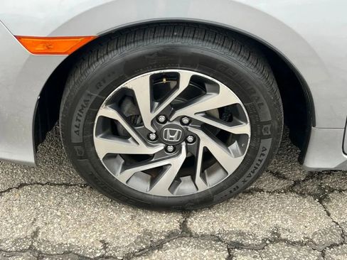 Used 2018 Honda Civic EX image 24