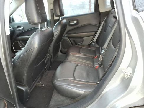 Used 2018 Jeep Compass Limited image 11