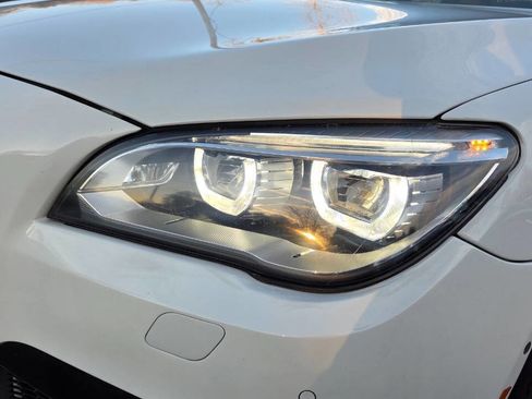 Used 2015 BMW 750i xDrive image 23