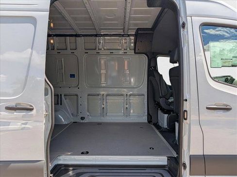New 2025 Mercedes-Benz Sprinter 2500 image 15
