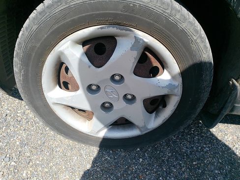 Used 2005 Hyundai Elantra GT image 14