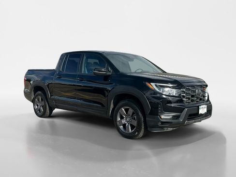 Used 2024 Honda Ridgeline TrailSport image 8