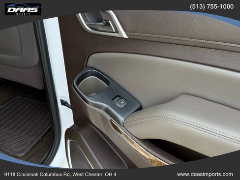 Used 2016 GMC Yukon Denali w/ Open Road Package image 29