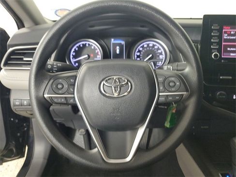 Used 2022 Toyota Camry LE image 22