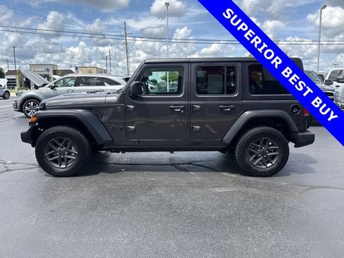 Used 2025 Jeep Wrangler Unlimited Sport AWD/4WD image 9