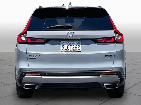Used 2024 Honda CR-V Sport Touring image 4