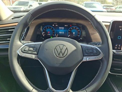 New 2026 Volkswagen Atlas SE image 9