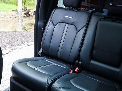 Used 2017 Ford F250 Platinum w/ Platinum Ultimate Package AWD/4WD image 29