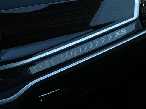 Used 2025 BMW X5 xDrive40i image 25