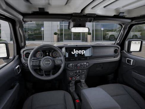 New 2025 Jeep Wrangler Unlimited Rubicon image 32