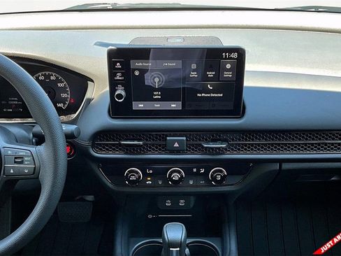 New 2026 Honda HR-V LX image 9