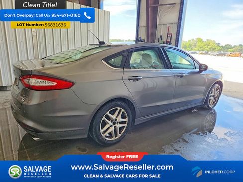 Used 2014 Ford Fusion SE FWD image 4