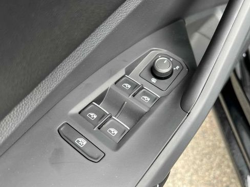 Used 2026 Volkswagen Jetta S FWD image 16