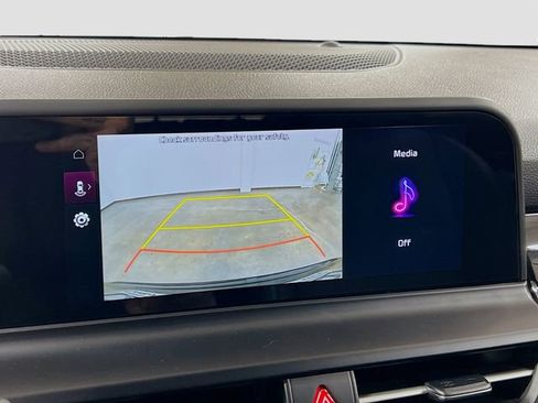 Certified 2025 Kia Seltos S image 14