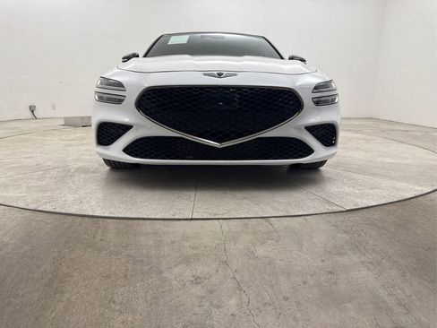 Used 2022 Genesis G70 3.3T image 9