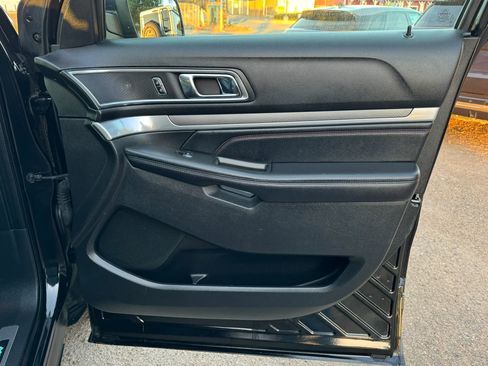 Used 2016 Ford Explorer Sport AWD/4WD image 16