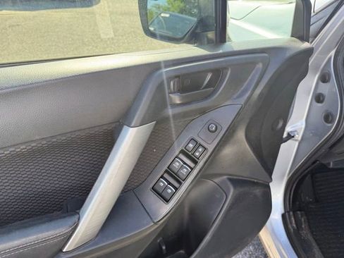 Used 2018 Subaru Forester 2.5i Premium image 24