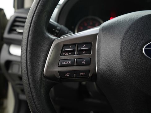 Used 2014 Subaru Crosstrek 2.0i Premium AWD/4WD image 25