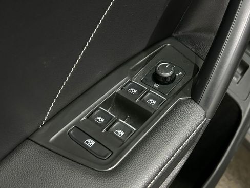 Used 2024 Volkswagen Tiguan Wolfsburg Edition image 16