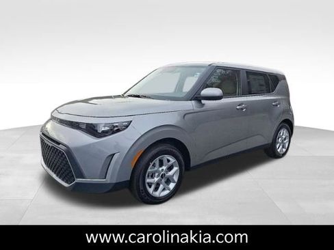 New 2025 Kia Soul LX image 2