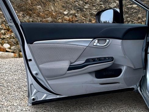 Used 2015 Honda Civic EX image 17