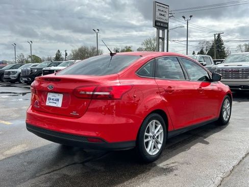 Used 2016 Ford Focus SE FWD image 11