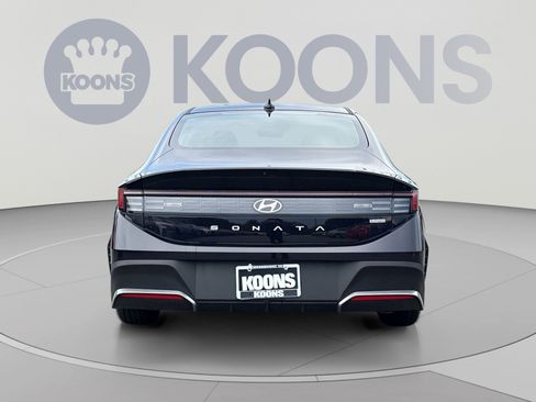 New 2026 Hyundai Sonata Blue FWD image 5