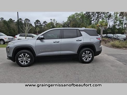 Used 2025 Chevrolet Equinox LT w/ Safety and Technology Package image 25