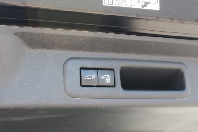 Used 2025 Toyota Sequoia TRD Pro AWD/4WD image 11