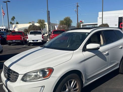 Used 2014 Volvo XC60 3.2 w/ Protection Package image 7