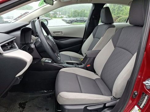 Certified 2025 Toyota Corolla LE FWD image 13