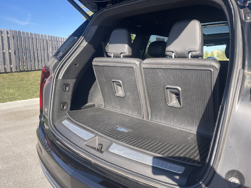Used 2024 Cadillac XT6 Premium Luxury w/ Technology Package AWD/4WD image 16