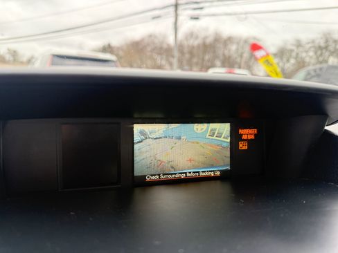 Used 2014 Subaru Forester 2.5i Limited image 17