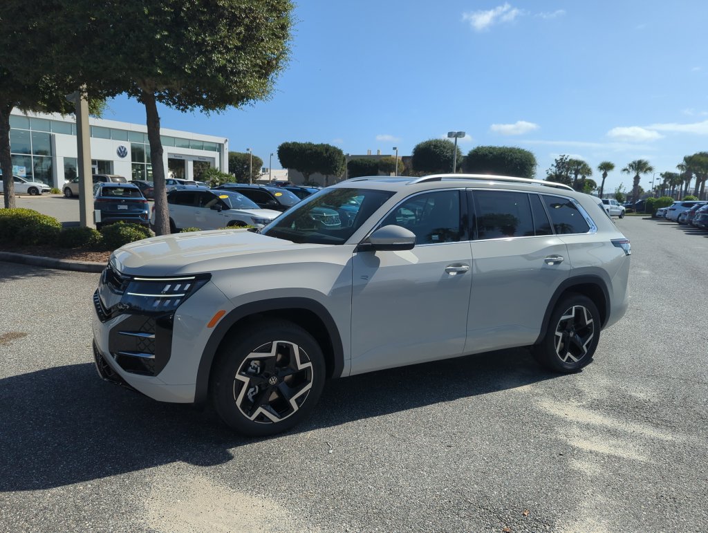 New 2027 Volkswagen Atlas SEL R-Line AWD/4WD image 13