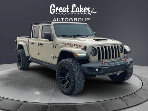 Used 2020 Jeep Gladiator Mojave AWD/4WD image 7