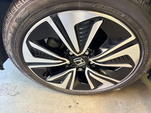 Used 2018 Honda Civic EX-T image 32