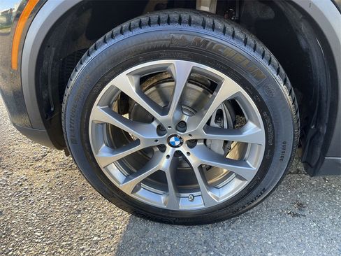 Used 2025 BMW X5 xDrive40i image 34