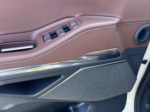 New 2026 Lincoln Navigator Reserve AWD/4WD image 22