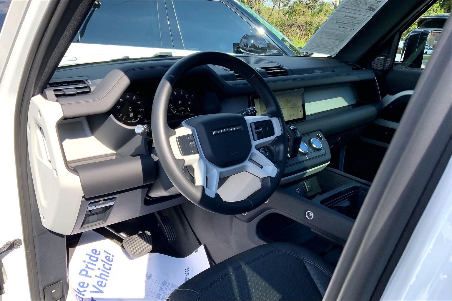 Certified 2024 Land Rover Defender 110 S AWD/4WD image 17