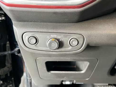 Used 2023 Chevrolet TrailBlazer RS image 10