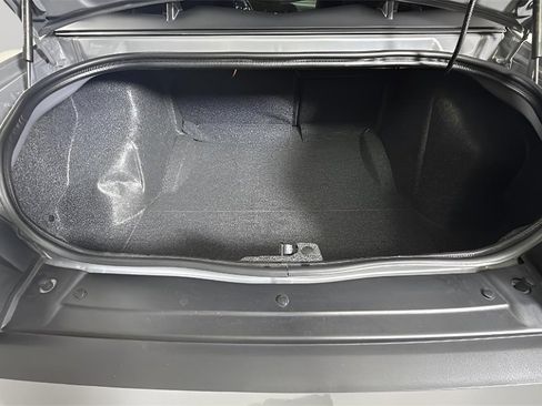 Used 2023 Dodge Challenger R/T w/ Blacktop Package image 33