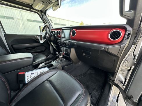 Used 2020 Jeep Gladiator Rubicon AWD/4WD image 29